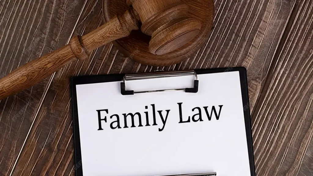 Gavel beside a clipboard labeled "Family Law," symbolizing legal services for family law appeals in Cedar Hill, Texas.